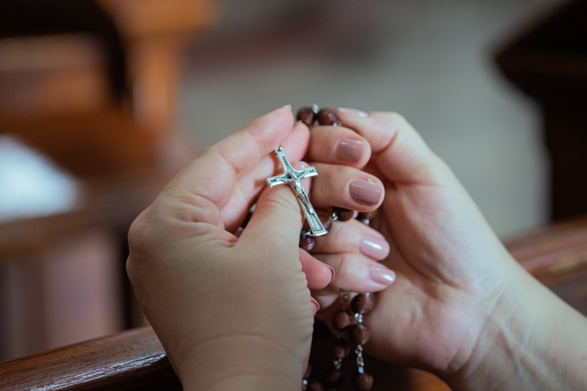 Pray the Rosary at St. Anastasia